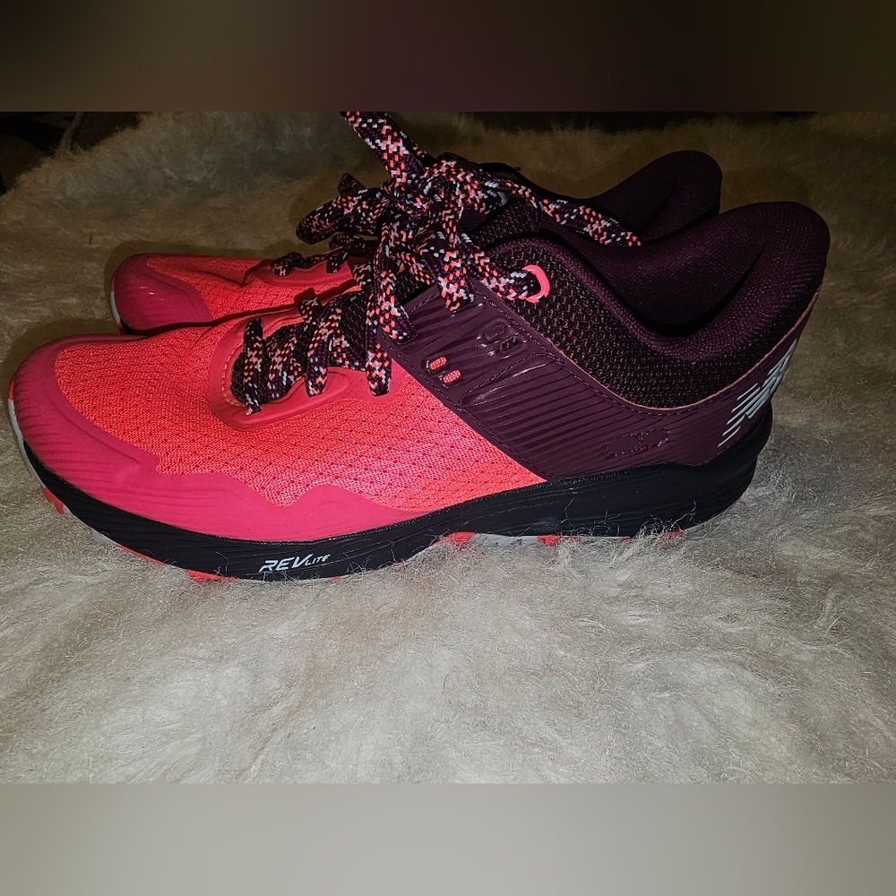 New Balance Vibrant Pink and Deep Purple Athletic Shoes Size 8
